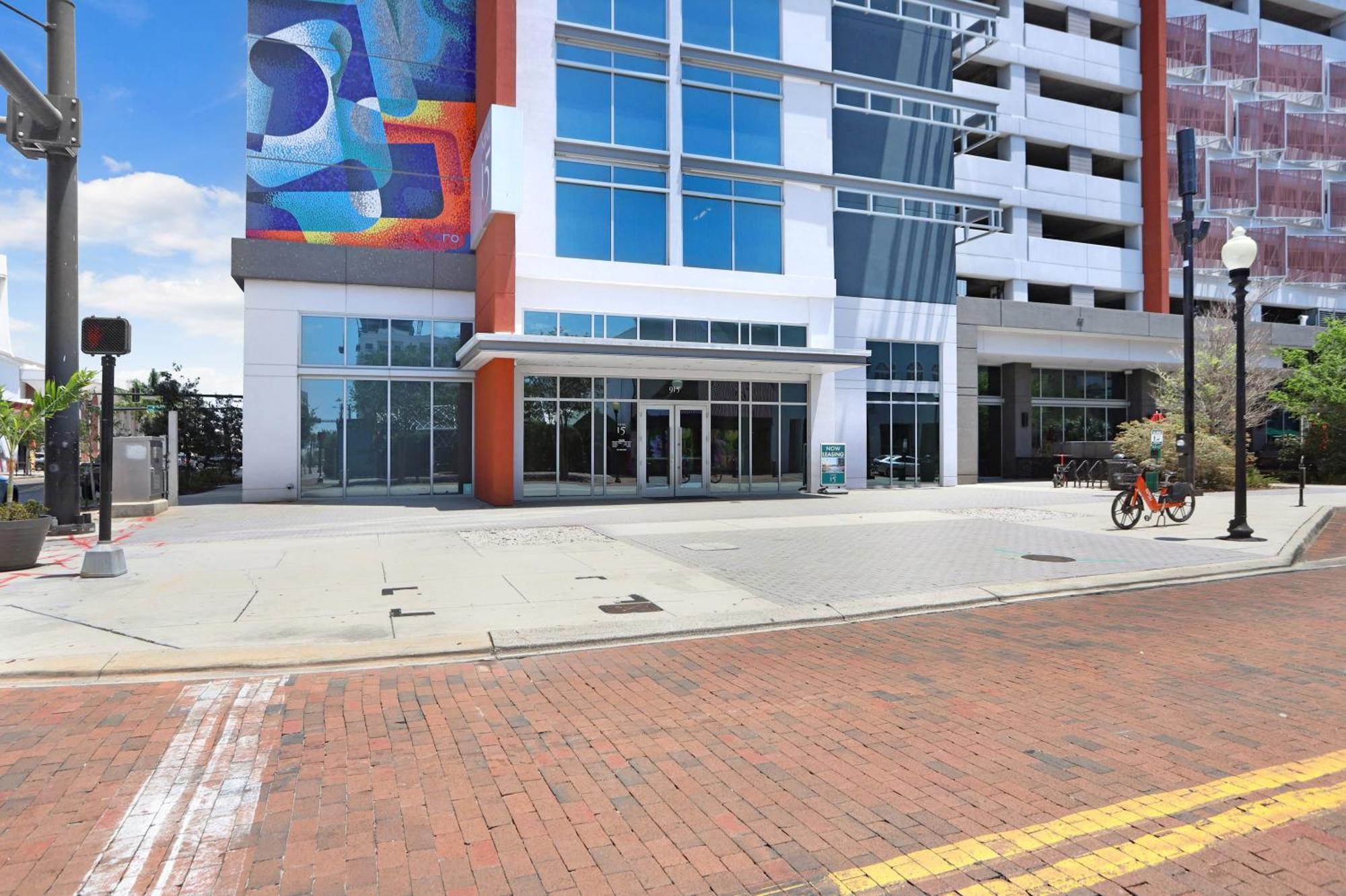 Downtown Tampa Gem 1-Bd W/Pool, Gym, & Sky Loungeアパートメント エクステリア 写真