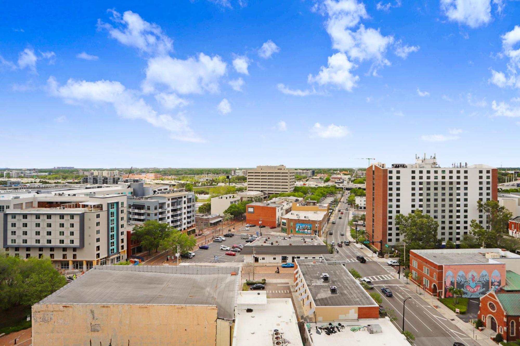 Downtown Tampa Gem 1-Bd W/Pool, Gym, & Sky Loungeアパートメント エクステリア 写真