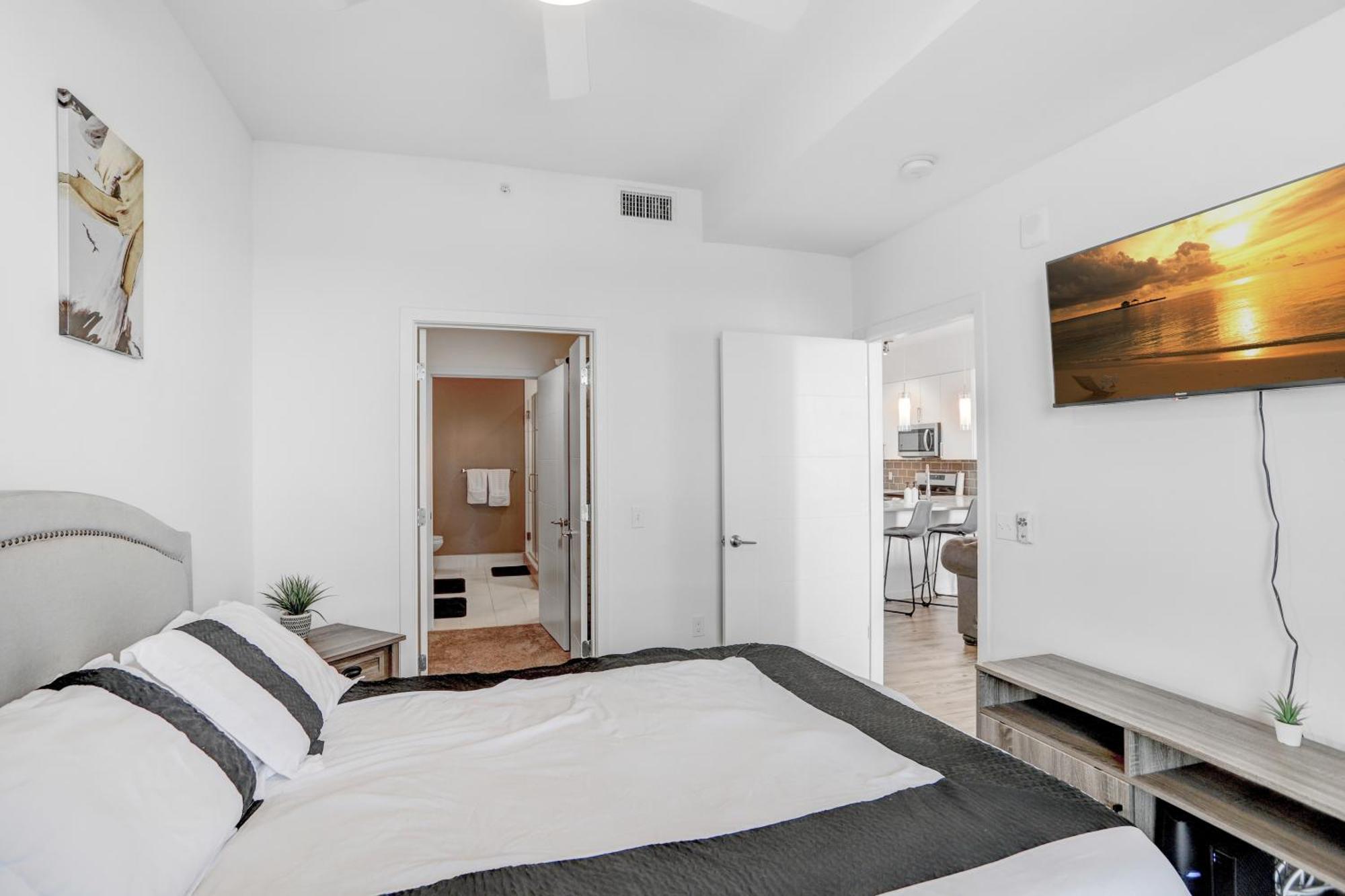 Downtown Tampa Gem 1-Bd W/Pool, Gym, & Sky Loungeアパートメント エクステリア 写真