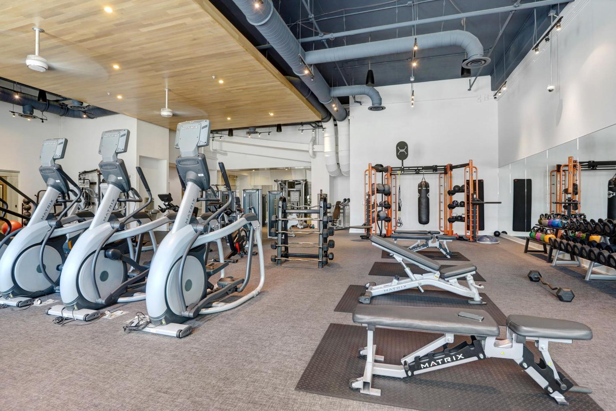 Downtown Tampa Gem 1-Bd W/Pool, Gym, & Sky Loungeアパートメント エクステリア 写真
